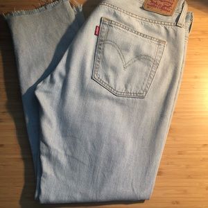 Levi’s 501s embroidered light wash